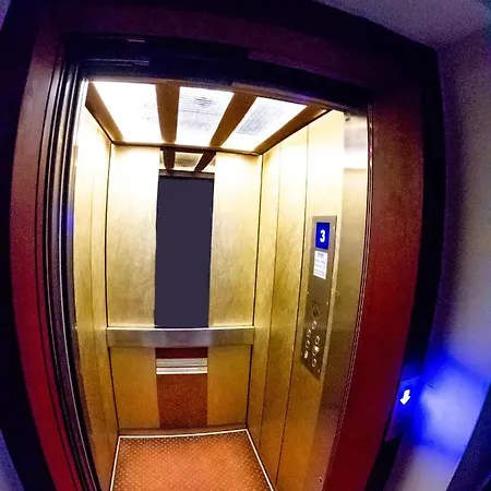 Hotel Christoffel 3*